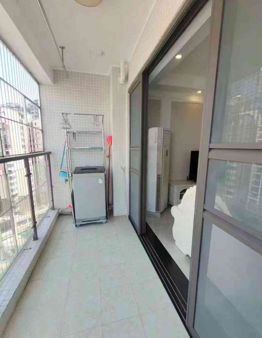 温馨+1房出租奥园半岛一号·芹洋附近 二室二厅一卫+双阳台1800/月价 