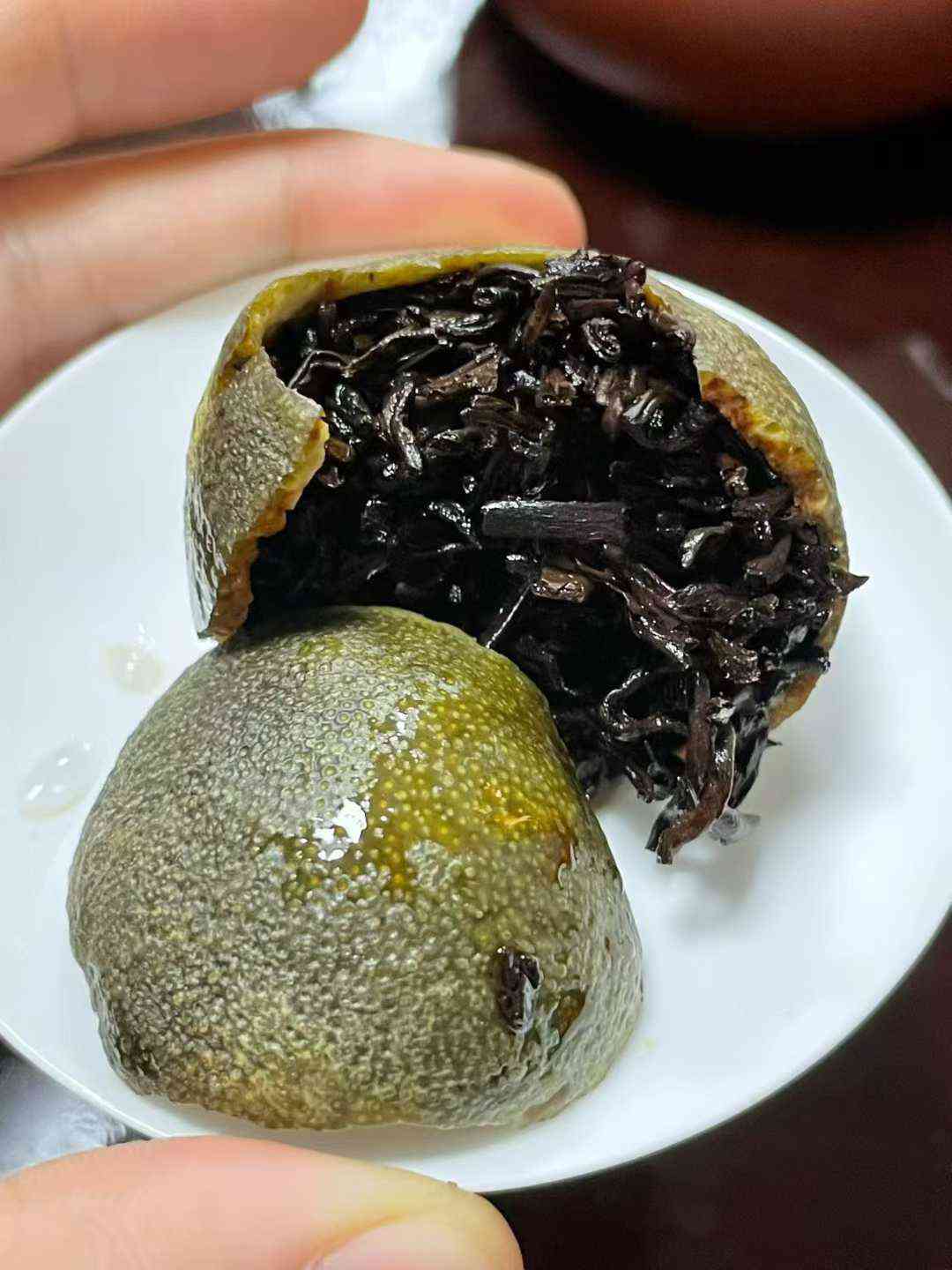 年小青柑【茶坑圈枝老树柑】采用半生晒低温烘干而制 搭配8年特级陈普洱茶果香浓郁 柑香扑鼻 青柑味重150元一斤一罐2斤280元