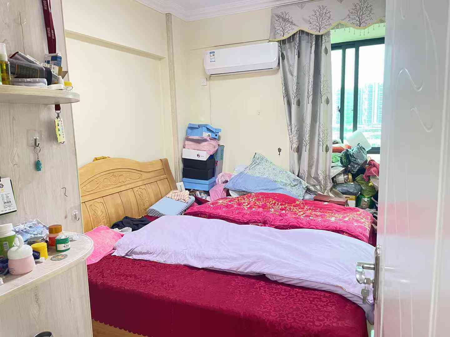 新民学区房送摩托车位新县城新都豪庭原装电梯靚楼层大3房2厅2卫124平方带全屋家私家电主家保养好发财房 随时方便看房 开价59.8万