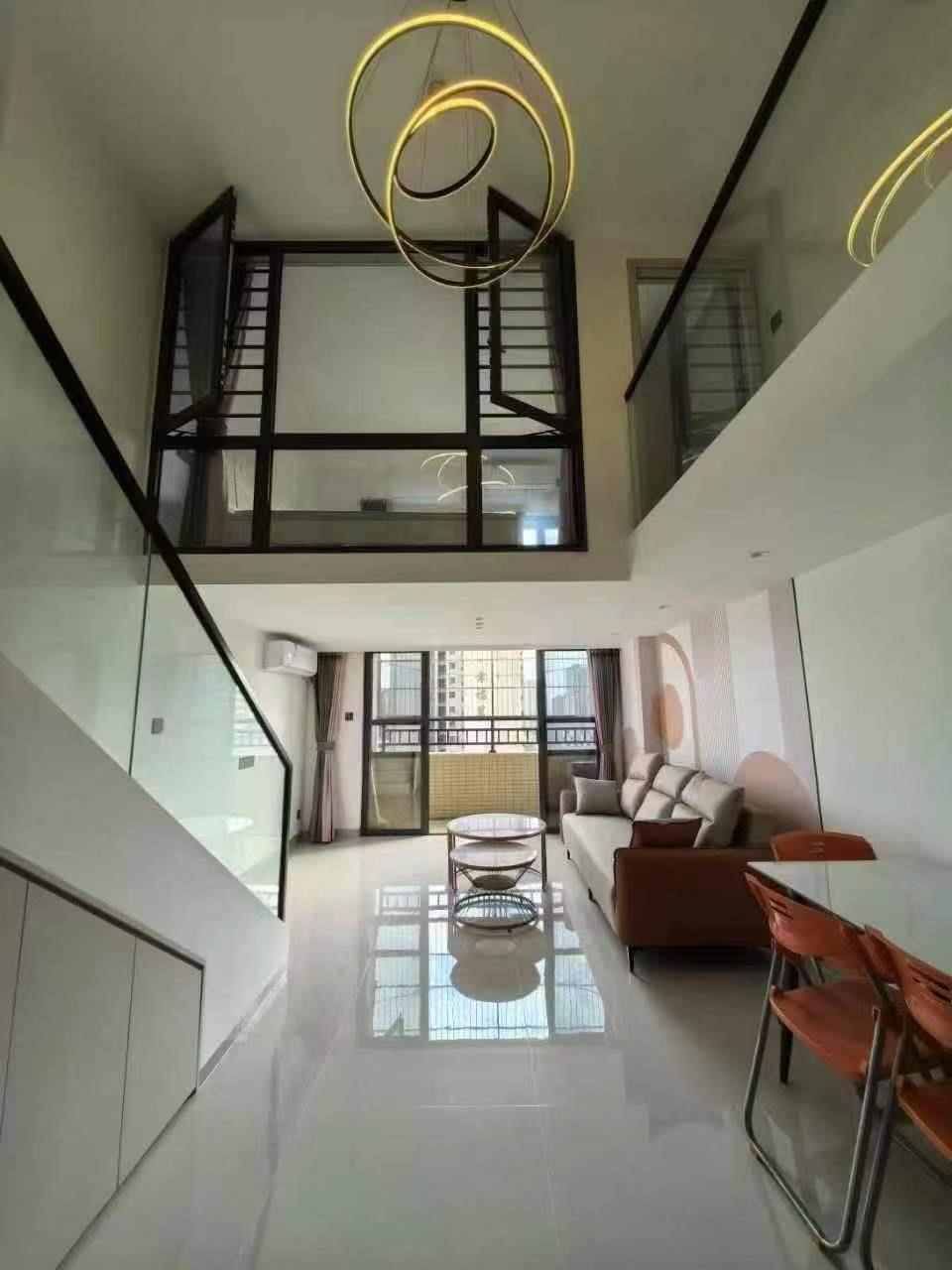 可短租3个月起租新县城梅花又一城复式2房1厅2卫1阳台 拎包入住 现代轻奢装修 租金1500元/月 密码看房