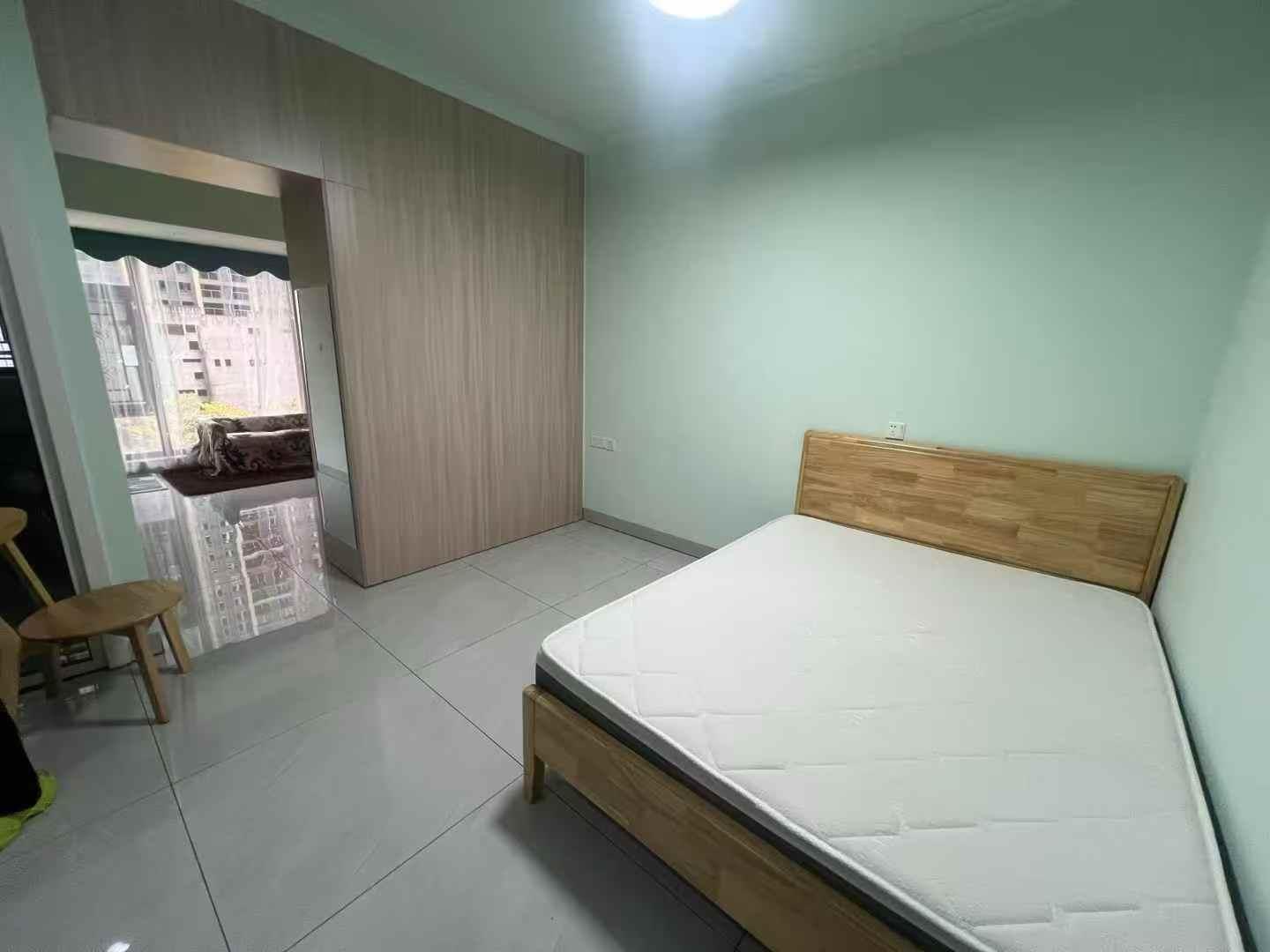 铁汉华翰林出租电梯公寓一房一厅带厨房 天燃气 月租1200元起／月（多套）